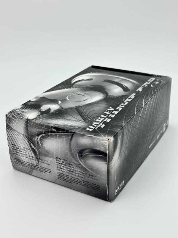 Oakley Thump Pro 1GB Open box